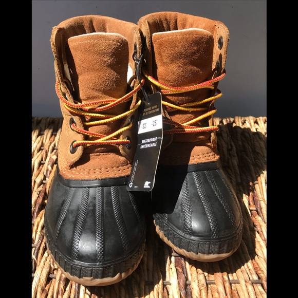 Sorel winter boots toddler size 1 - Picture 5 of 10